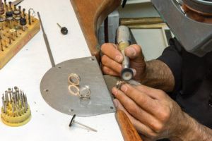 talleres de joyeria en monterrey Joyería y Relojería Zavala